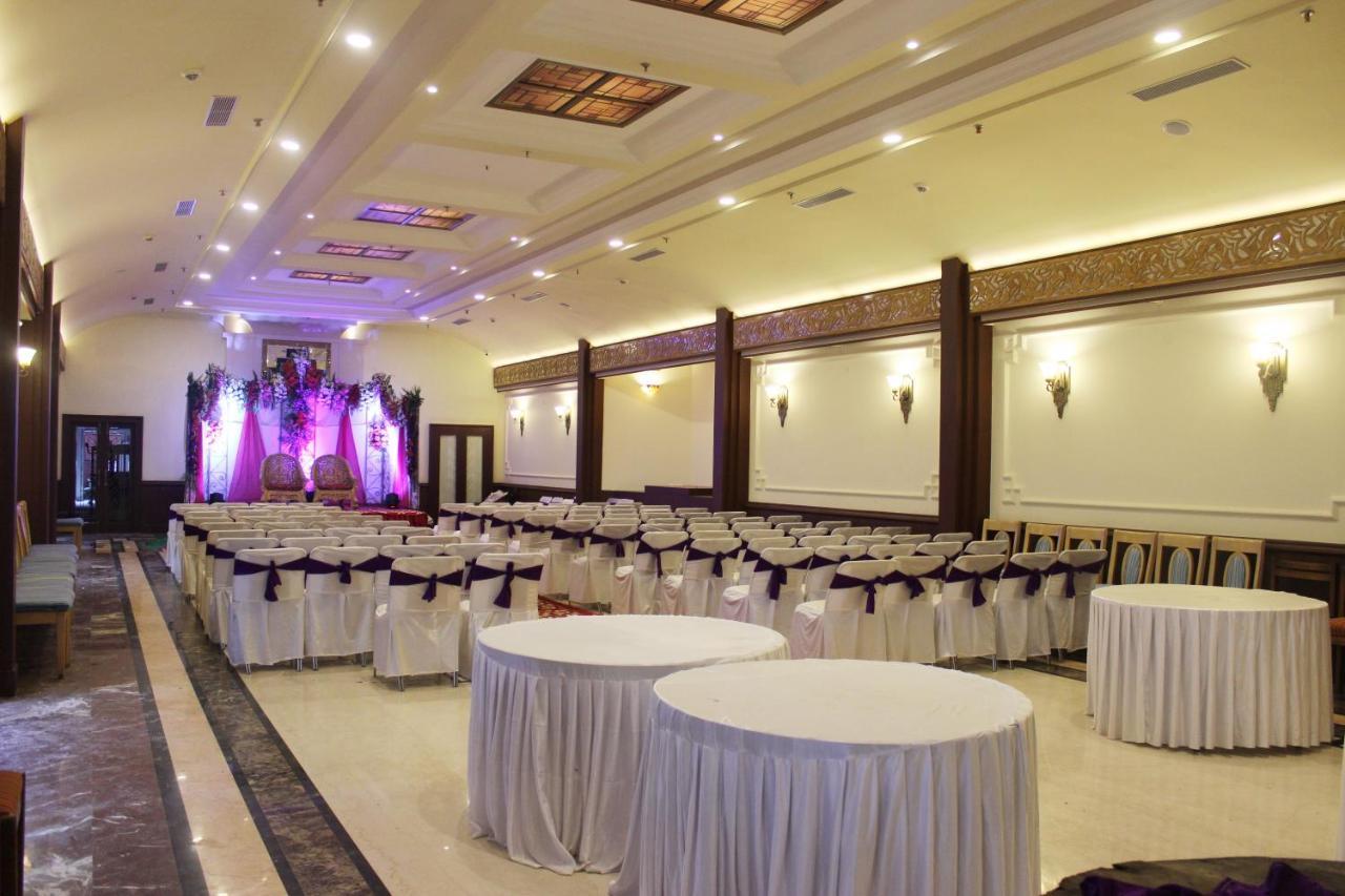 Woodville Palace Hotel Shimla Zewnętrze zdjęcie